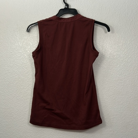 Lole Sleeveless Split Neck Top Terracotta Rust - Picture 5 of 7